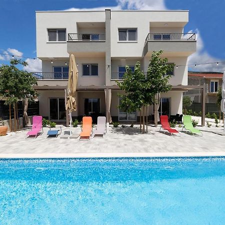 Apartments Bulli Trogir Eksteriør bilde