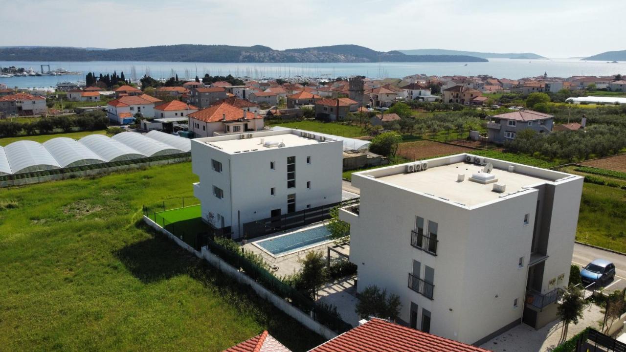 Apartments Bulli Trogir Eksteriør bilde