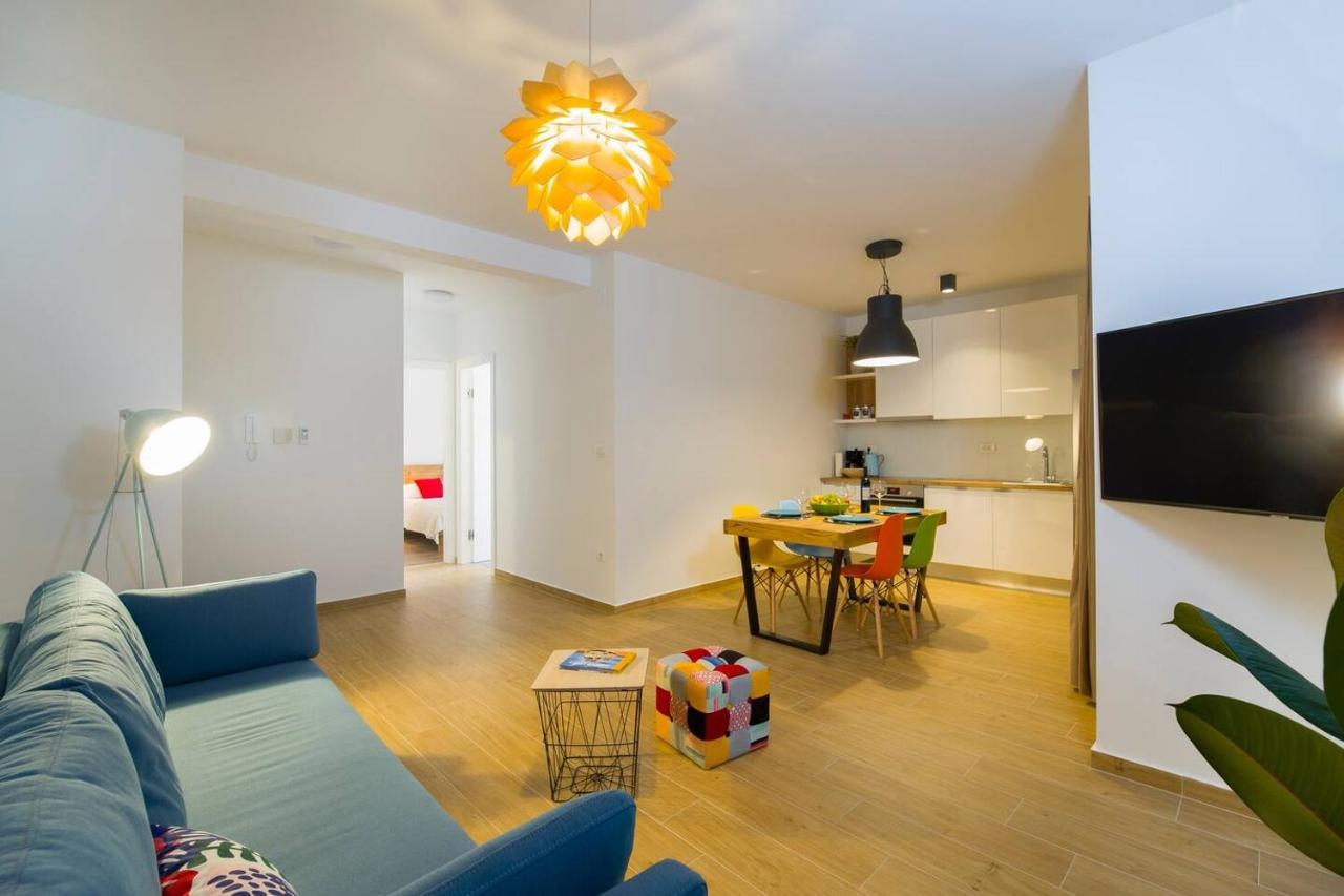 Apartments Bulli Trogir Eksteriør bilde